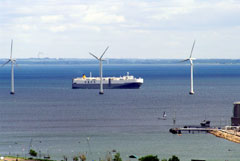 Ветряные генераторы в Дании часто устанавливают в море