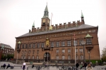 Здание городской Ратуши датской столицы. Здесь проводятся заседания муниципального совета
