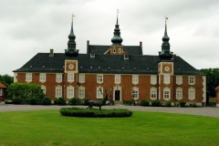 История дворца Егерсприс неразрывно связана с именем датского короля Фредерика VII. Он купил этот замок и провел здесь последние годы своей жизни вместе со своей, непринятой датским обществом женой - графиней Даннер.